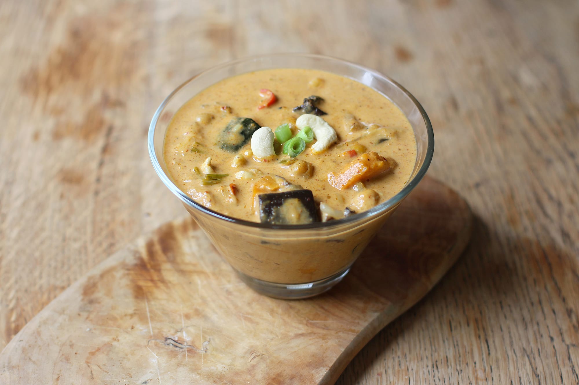vegetable & chickpea thai red curry